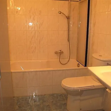 Διαμέρισμα Schonried Sleeps 6 Wifi